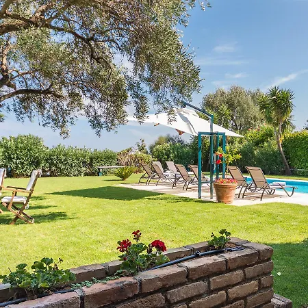 Villa Beach Pool *