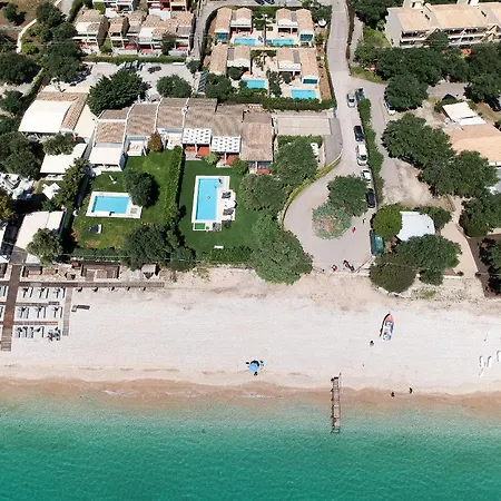 Vila Beachfront Pool Barbati