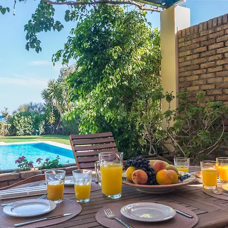 Βίλα Beachfront Pool *